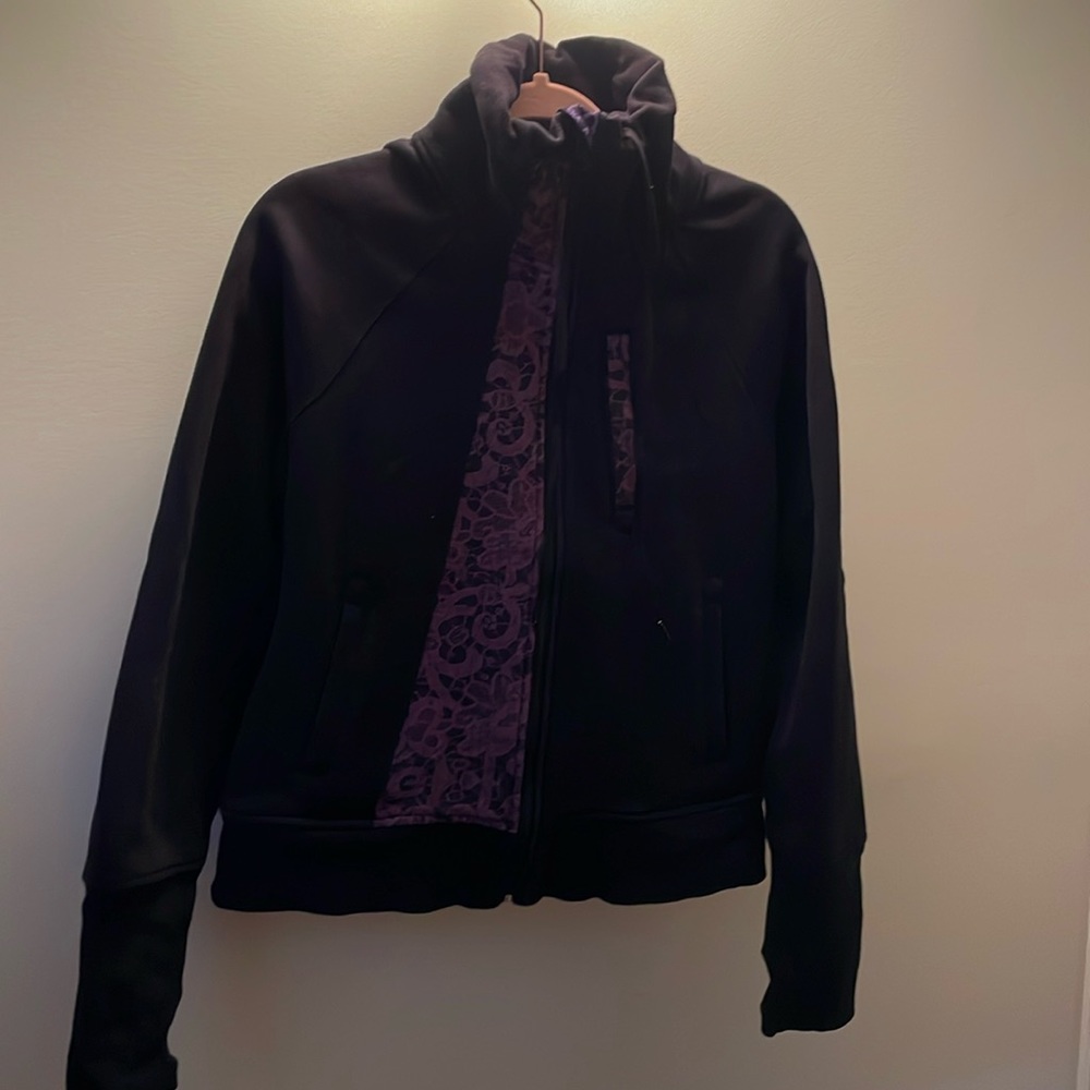 Lululemon Vintage Necessity Jacket Black & Purple